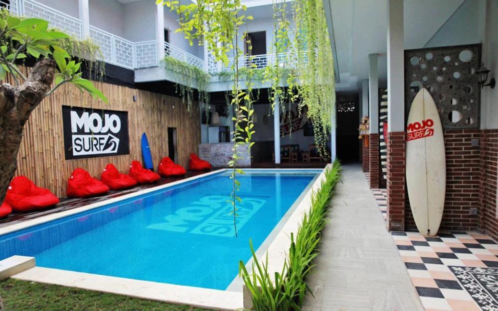 Mojosurf Camp Canggu Экстерьер фото