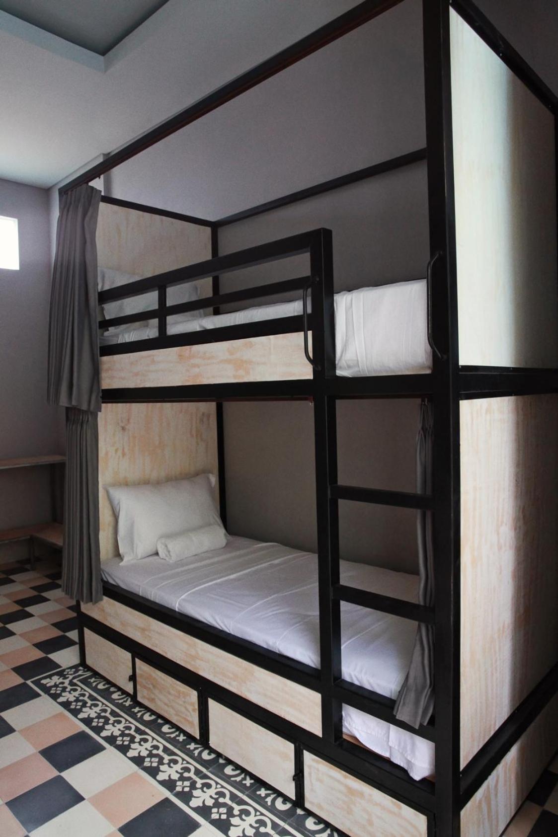 Mojosurf Camp Canggu Экстерьер фото